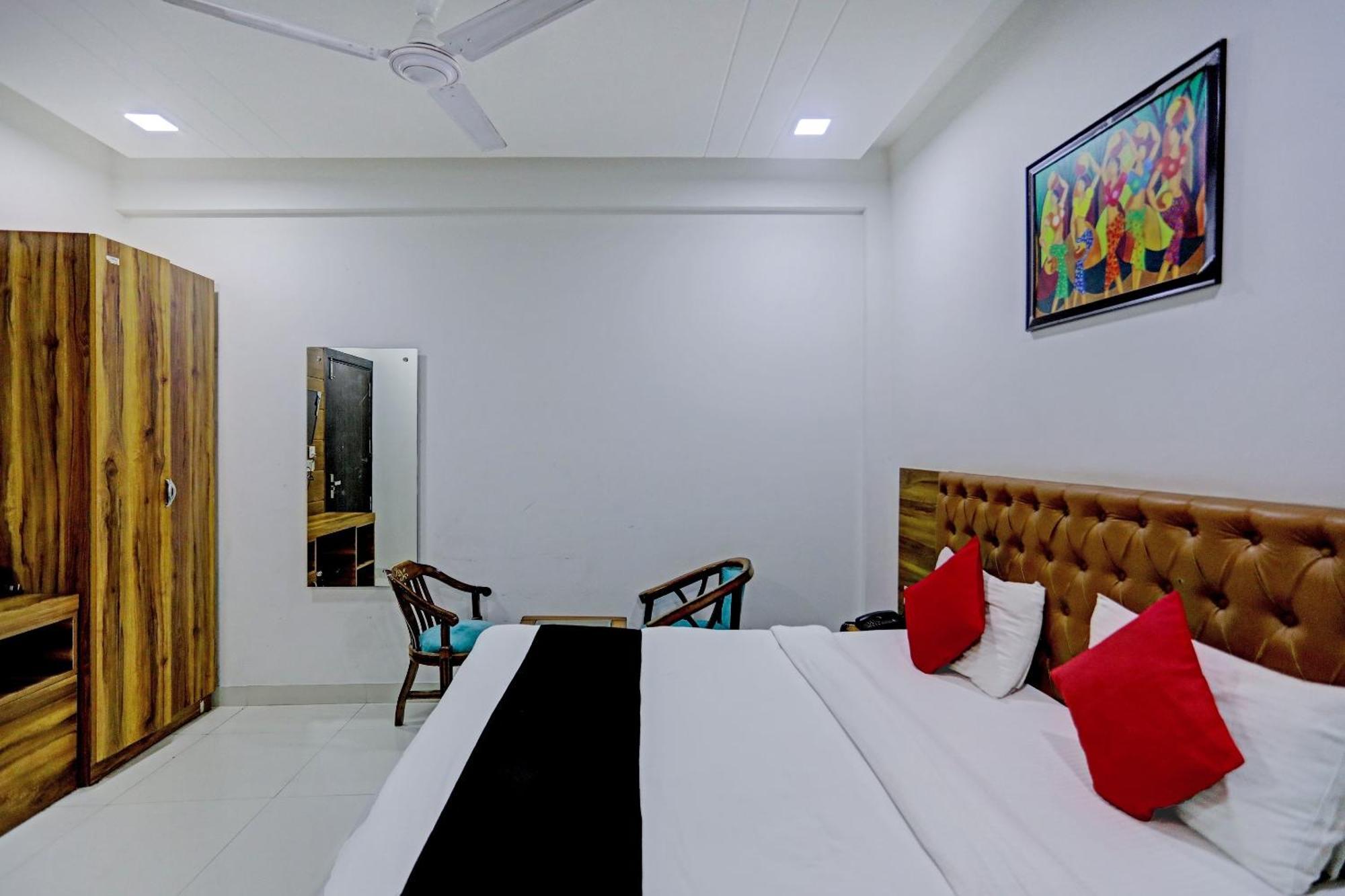 Hotel O Zion Nuova Delhi Esterno foto