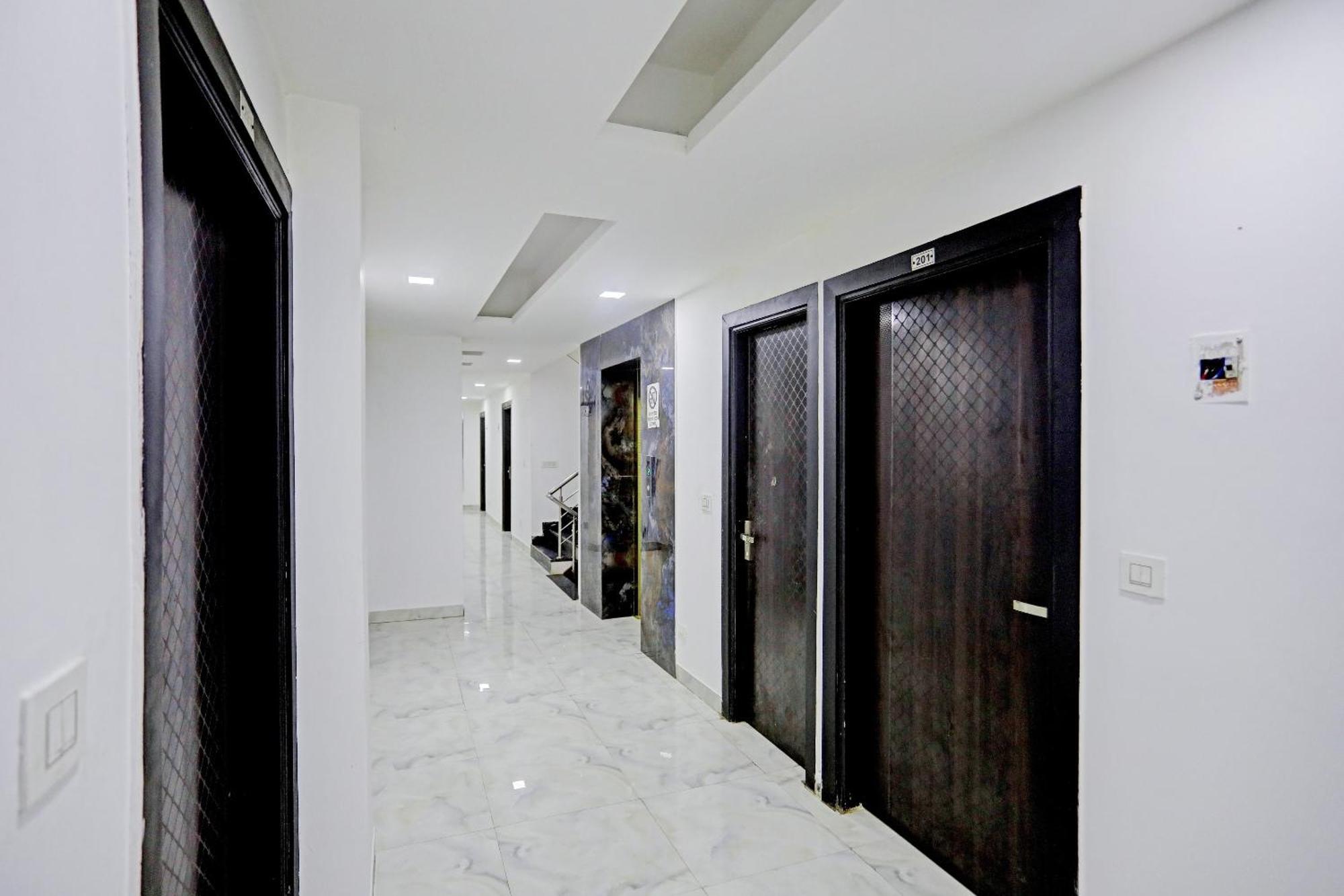 Hotel O Zion Nuova Delhi Esterno foto